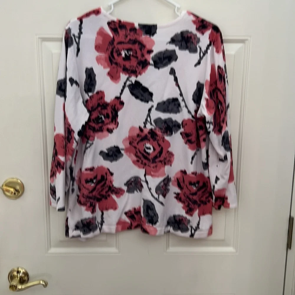 Jones New York Floral Pullover Top   2X